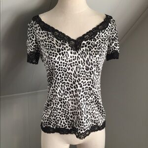 White House Black Market Fitted Gray and Black Short Sleeve Blouse